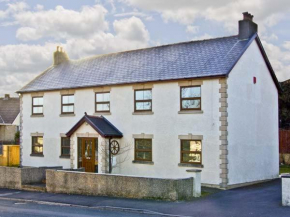 La Cala, Hirwaun